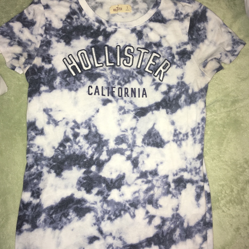 Hollister T Shirt